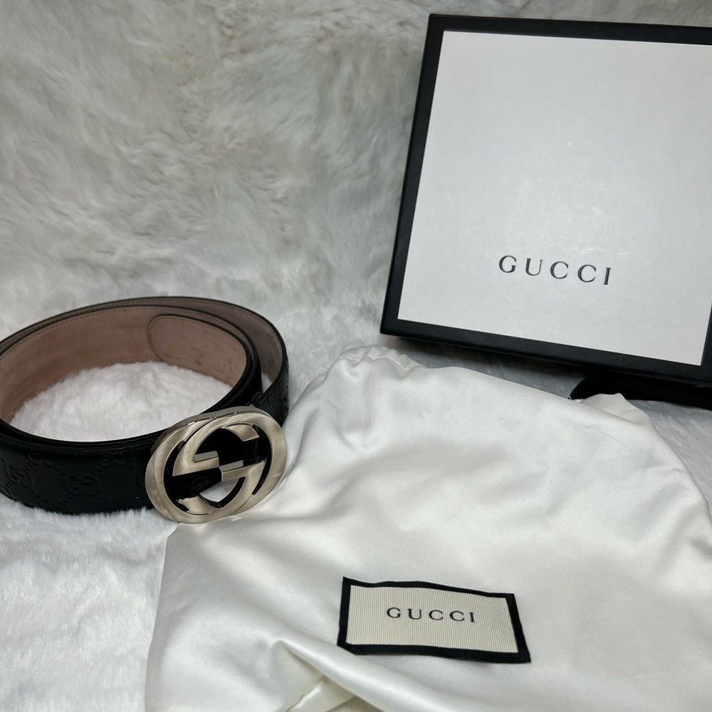 Gucci Black signature leather belt